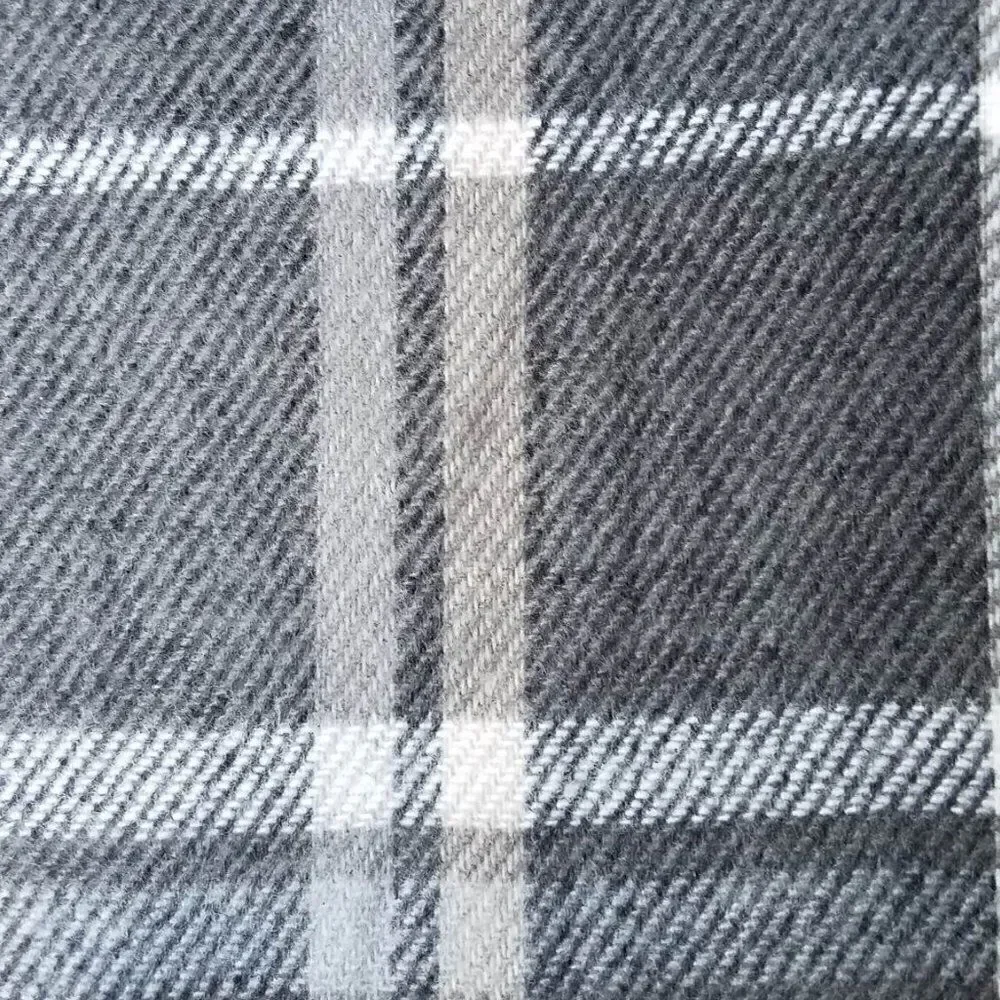 100% Scottish Cashmere Gray White Beige Plaid 12